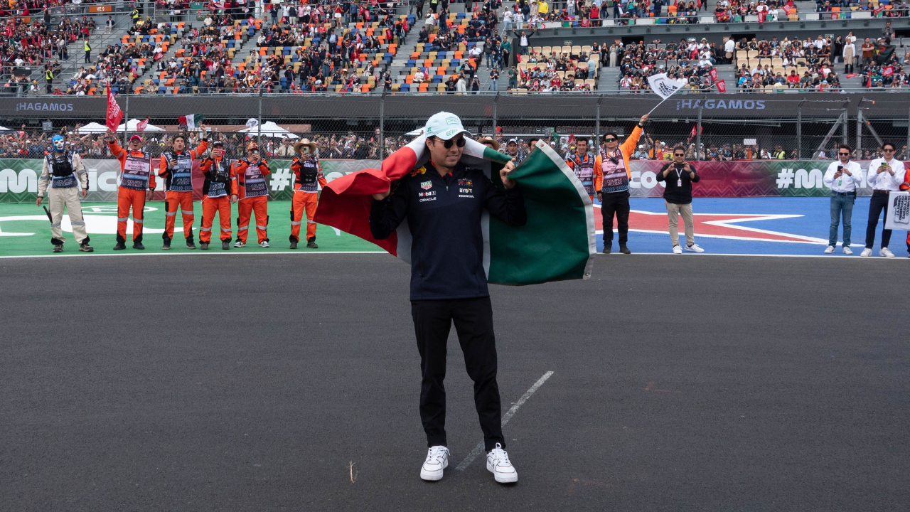 Los momentos más memorables de Checo Pérez en el GP de México se produjeron en 2021 y 2022.