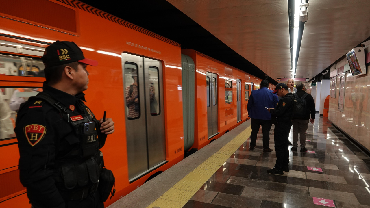 Los pasajeros también juegan un papel crucial en la seguridad del Metro.