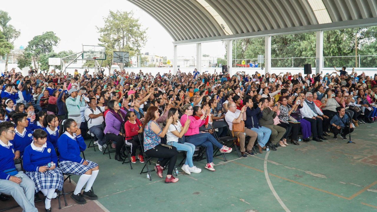 Asegúrate de realizar el registro a la Beca Rita Cetina antes del 18 de diciembre.