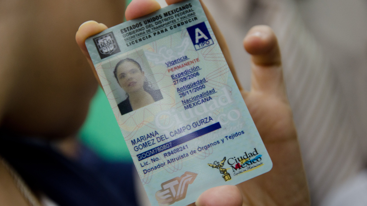 La licencia de conducir permanente ha vuelto a la Ciudad de México.